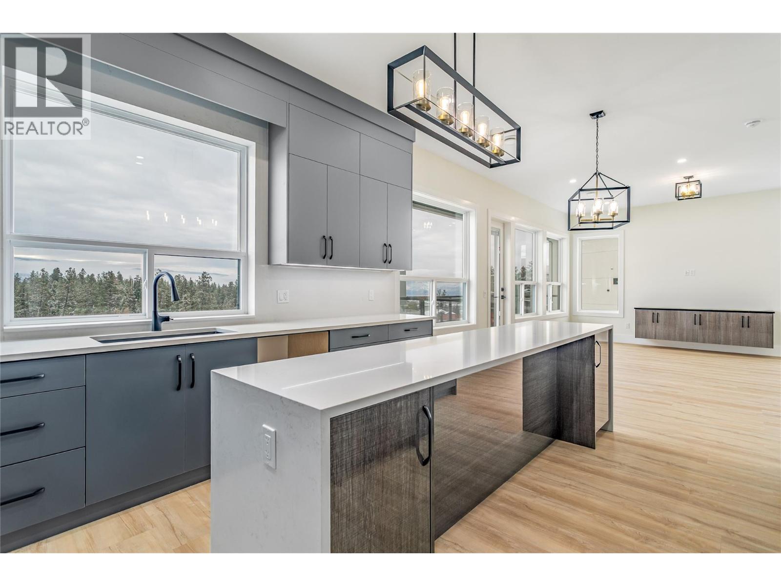 1136 Hume Avenue, Kelowna, British Columbia  V1P 1S3 - Photo 9 - 10371010