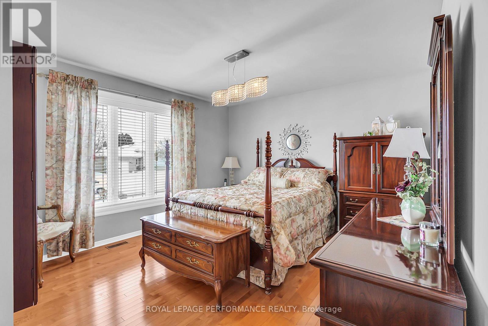 220 Dunbar Avenue, Cornwall, Ontario  K6H 7A2 - Photo 14 - X12633740