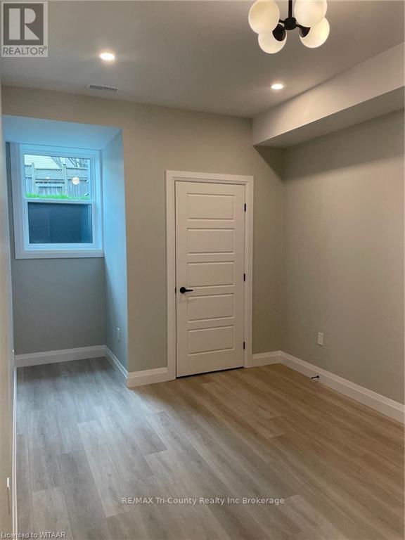 1006 - 361 Quarter Town Line, Tillsonburg, Ontario  N4G 0K2 - Photo 13 - X12633764