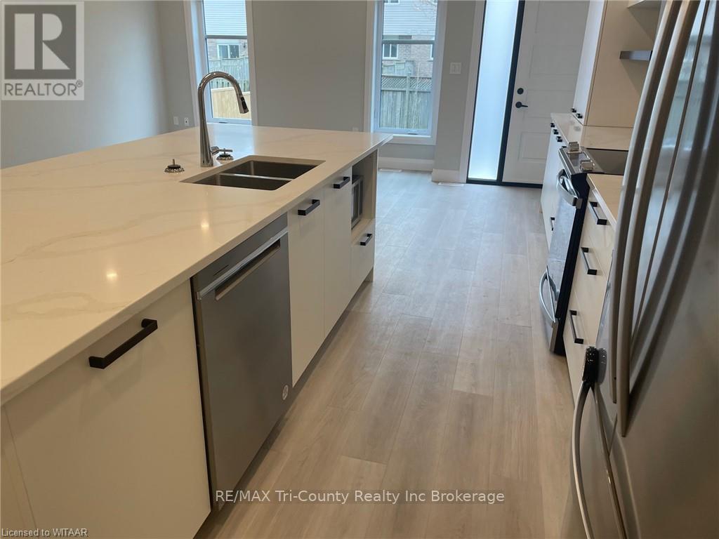 1006 - 361 Quarter Town Line, Tillsonburg, Ontario  N4G 0K2 - Photo 7 - X12633764