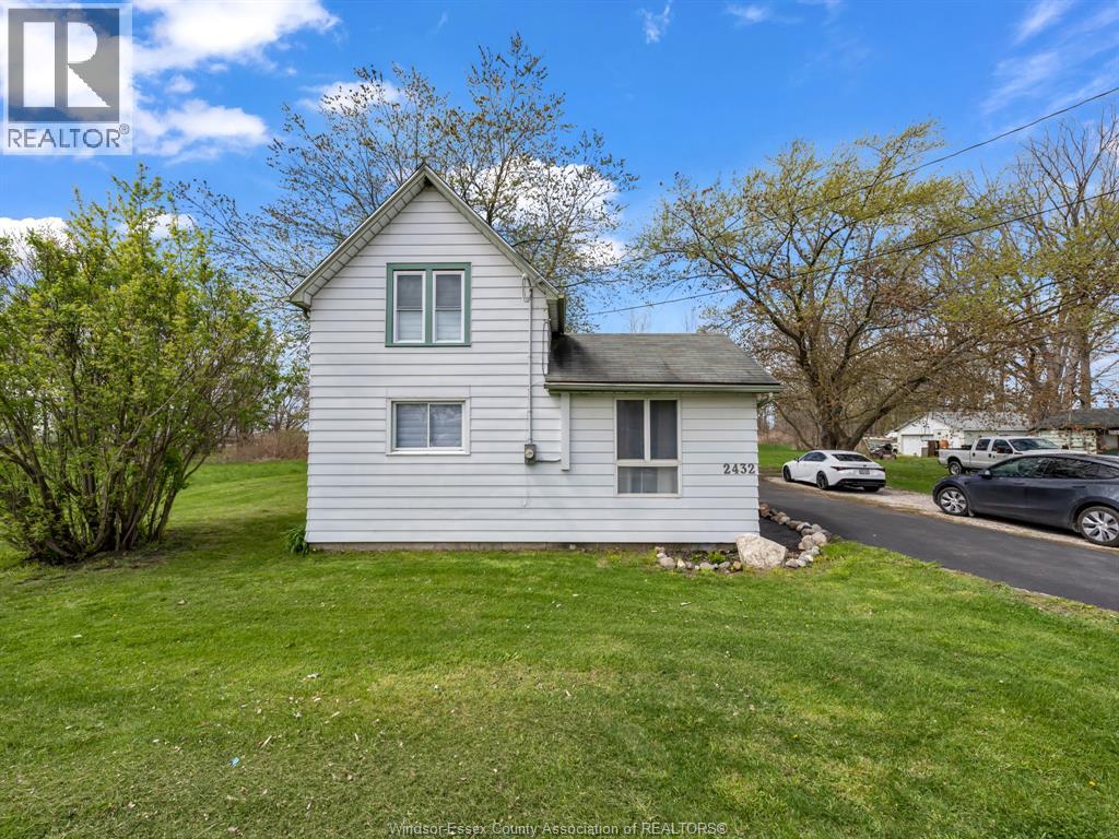 2432 FRONT ROAD, lasalle, Ontario
