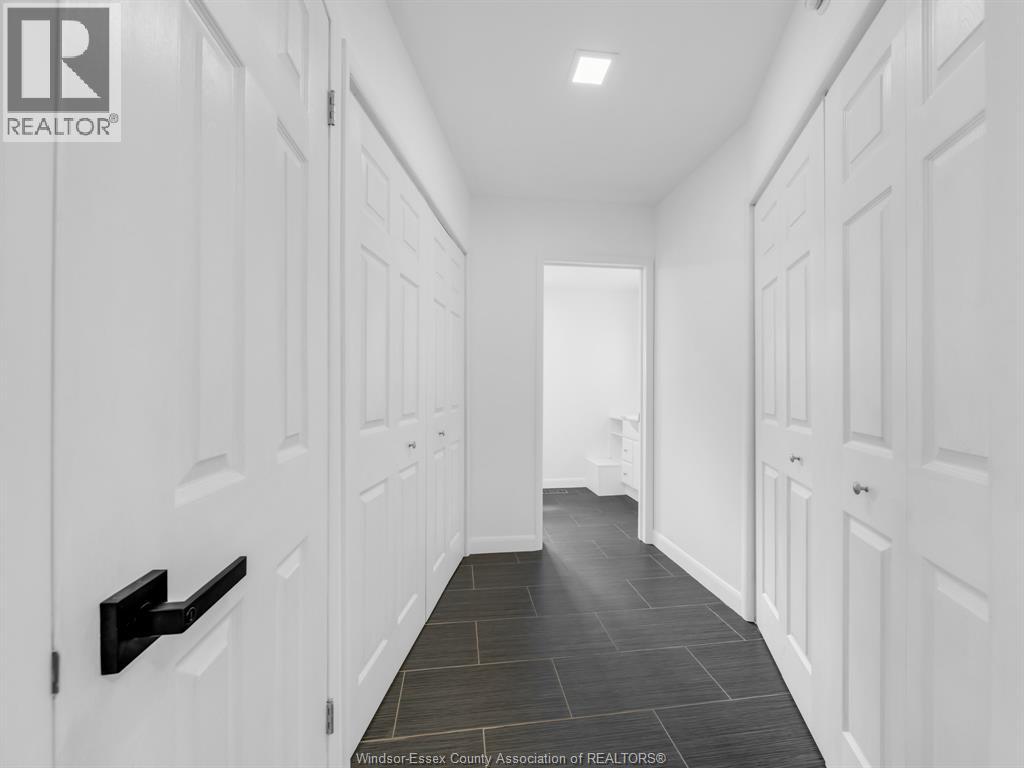 2432 Front Road, Lasalle, Ontario N9J 2C4 - Photo 4 - 25031673