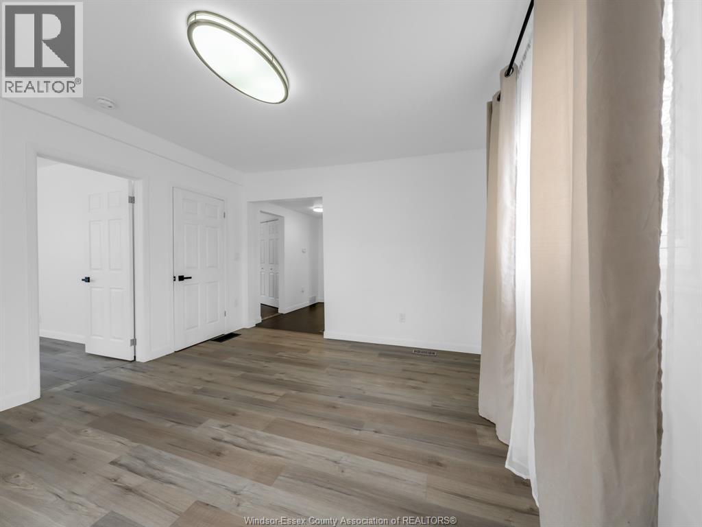 2432 Front Road, Lasalle, Ontario N9J 2C4 - Photo 6 - 25031673