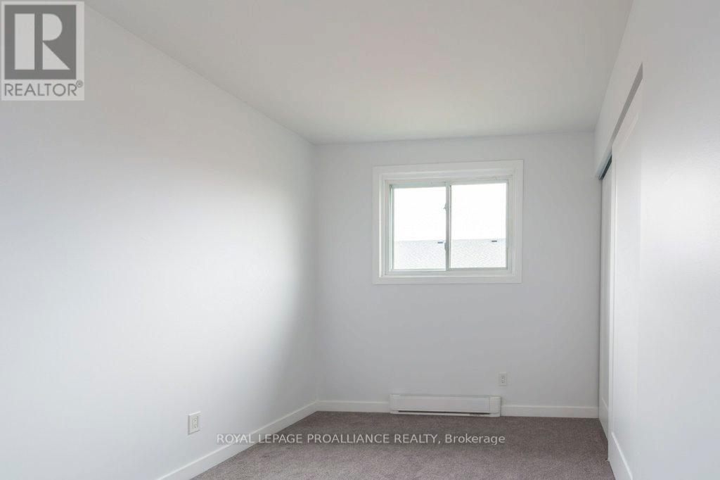 19 - 15 Tracey Park Drive, Belleville, Ontario  K8P 4R4 - Photo 15 - X12509280