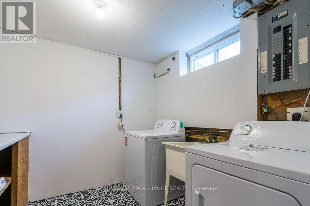 19 - 15 Tracey Park Drive, Belleville, Ontario  K8P 4R4 - Photo 21 - X12509280