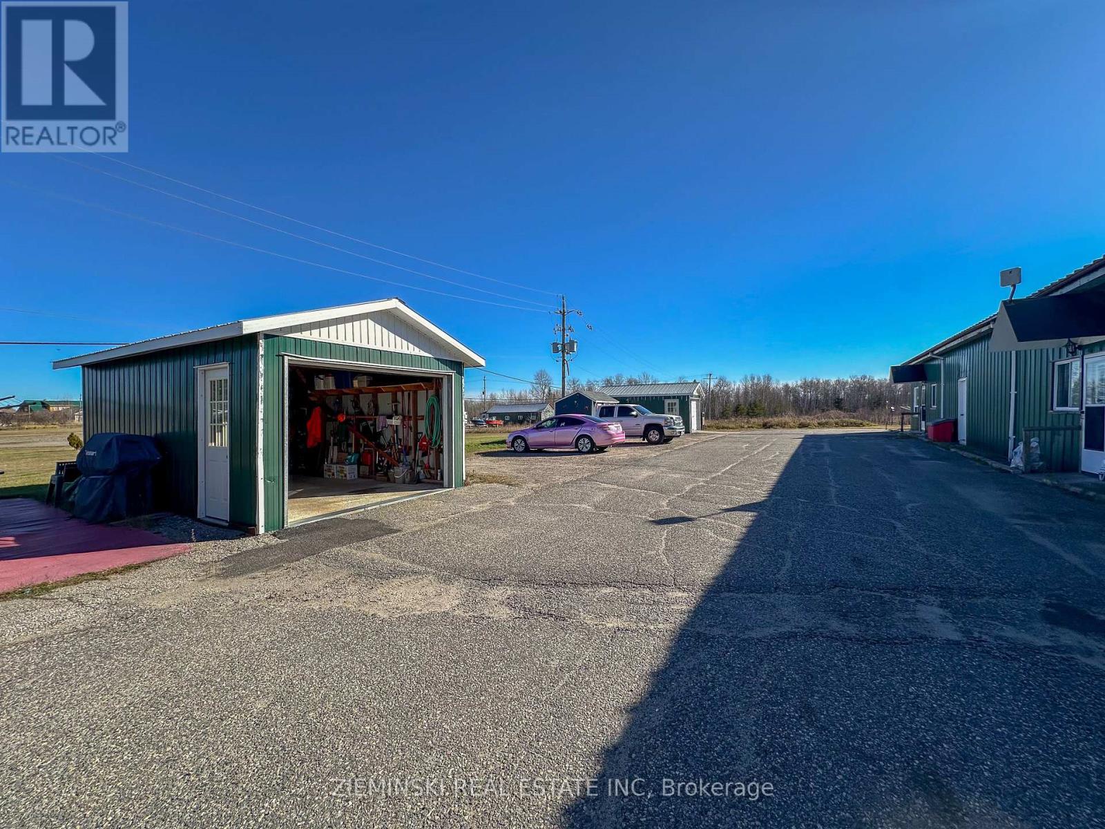 727 Ambridge Drive, Iroquois Falls, Ontario  P0K 1G0 - Photo 11 - T12494166