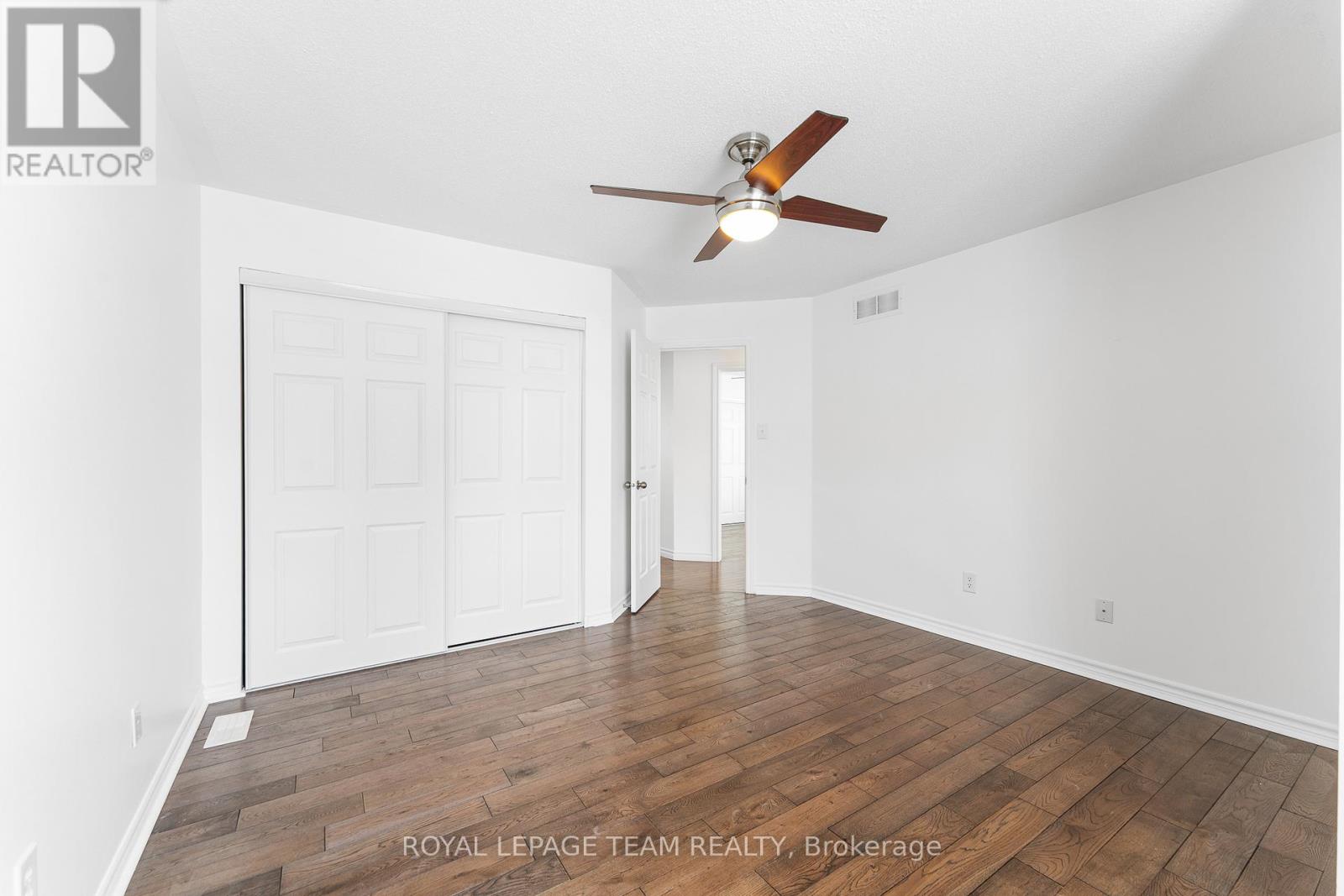 221 Kohilo Crescent, Ottawa, Ontario  K2S 0E5 - Photo 35 - X12616250