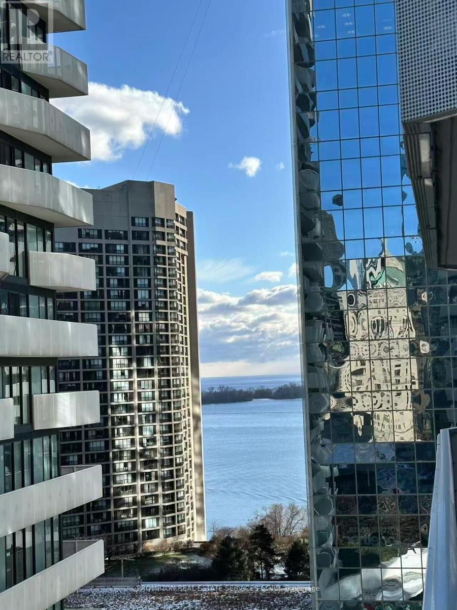 1905 - 100 Harbour Street, Toronto (Waterfront Communities), Ontario  M5J 2T5 - Photo 13 - C12633766