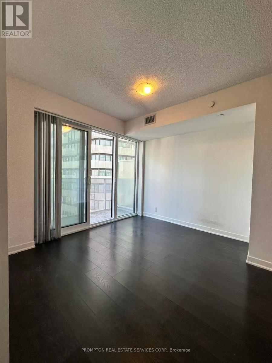 1905 - 100 Harbour Street, Toronto (Waterfront Communities), Ontario  M5J 2T5 - Photo 6 - C12633766