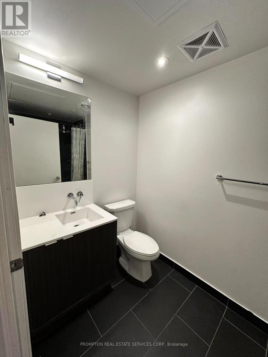 1905 - 100 Harbour Street, Toronto (Waterfront Communities), Ontario  M5J 2T5 - Photo 9 - C12633766