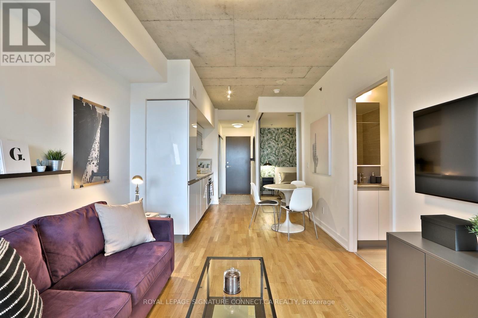 830 - 20 Minowan Miikan Lane, Toronto (Little Portugal), Ontario  M6J 0E5 - Photo 13 - C12633786