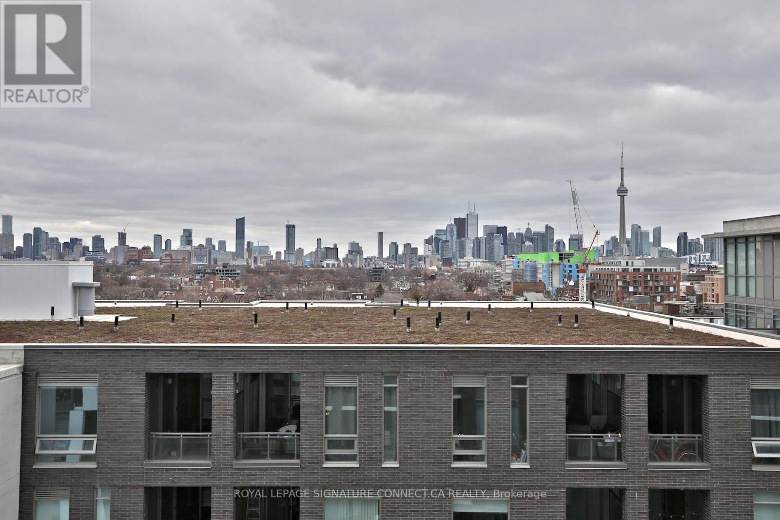 830 - 20 Minowan Miikan Lane, Toronto (Little Portugal), Ontario  M6J 0E5 - Photo 25 - C12633786