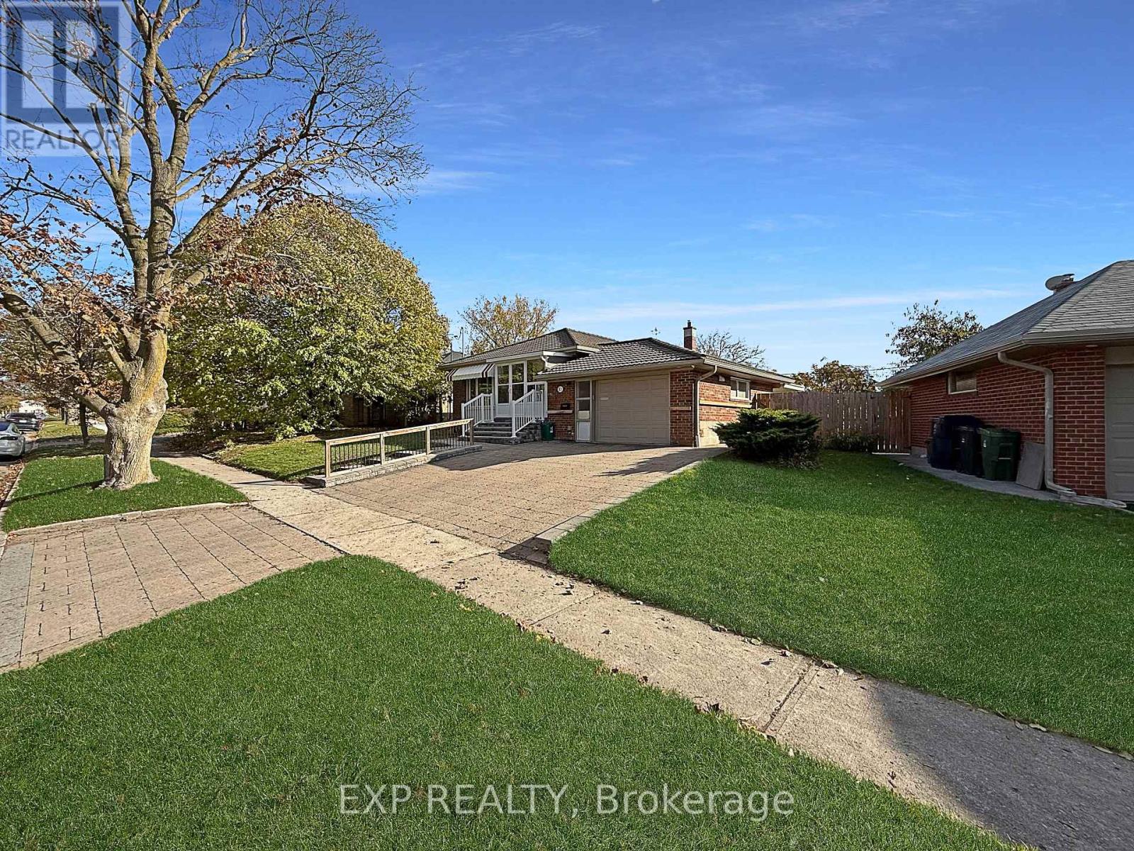 81 Meldazy Drive, Toronto (Bendale), Ontario  M1P 4G2 - Photo 33 - E12633782