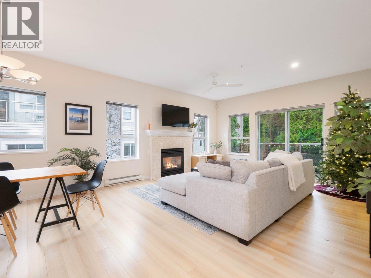 308 1283 Parkgate Avenue, North Vancouver, British Columbia V7H 3A3 - Photo 2 - R3070836