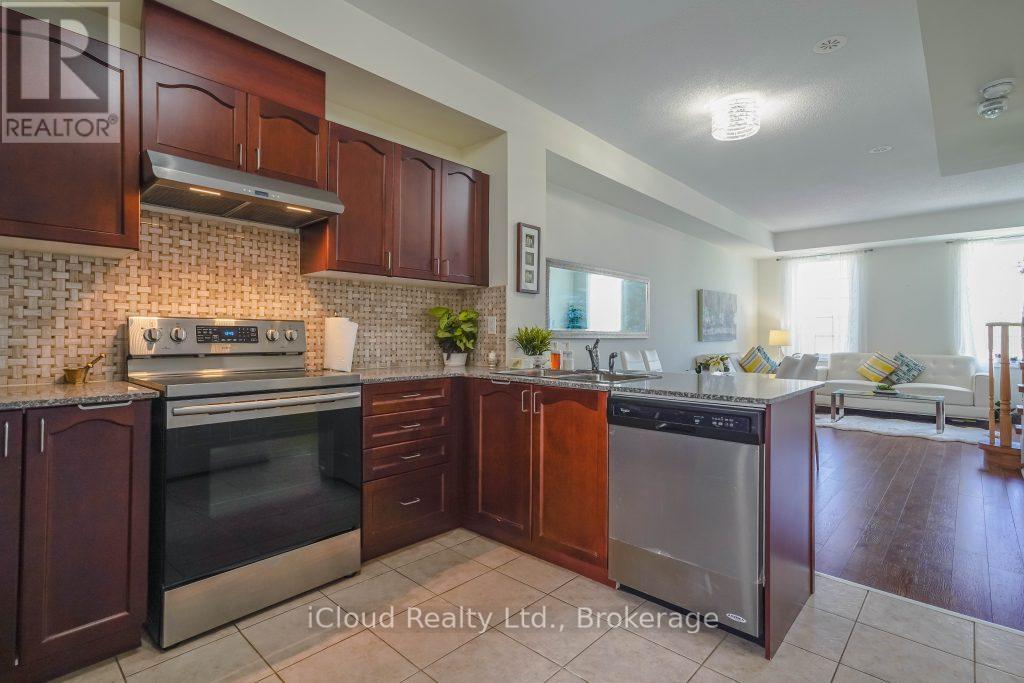 10 - 31 Island Road, Toronto, Ontario  M1C 2P5 - Photo 4 - E12486295