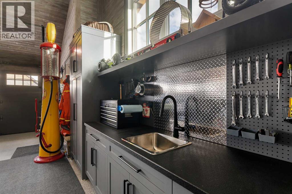 2 Silverhorn Park, Rural Rocky View County, Alberta  T3R 0X3 - Photo 21 - A2274320