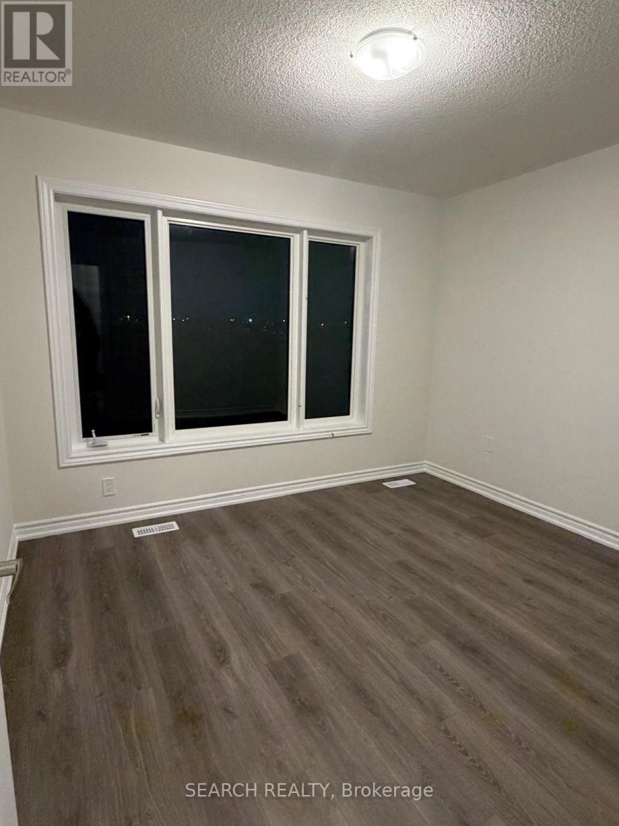 293 Lindsay Street N, Kawartha Lakes, Ontario  K9V 0T4 - Photo 16 - X12560030