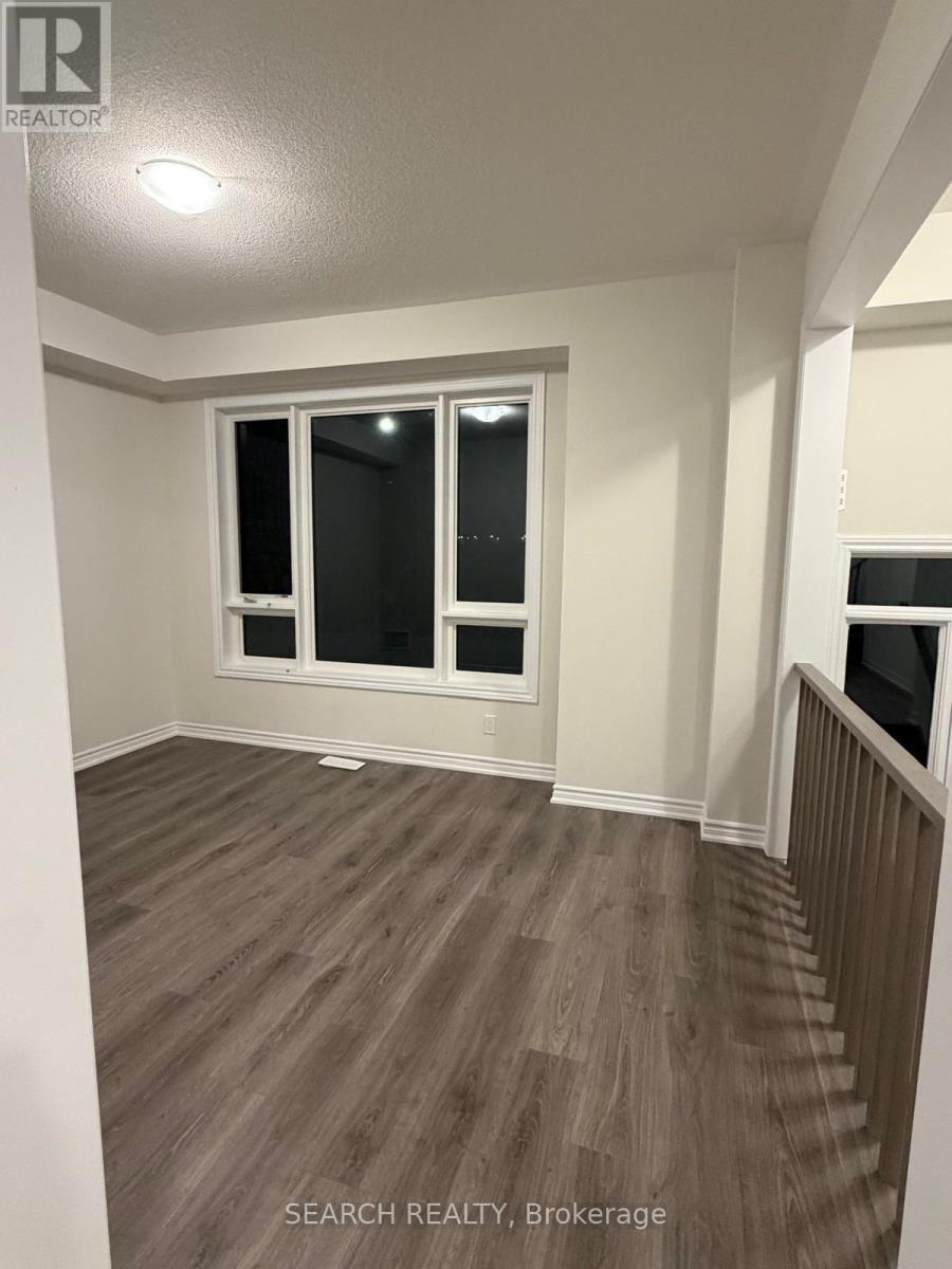 293 Lindsay Street N, Kawartha Lakes, Ontario  K9V 0T4 - Photo 3 - X12560030