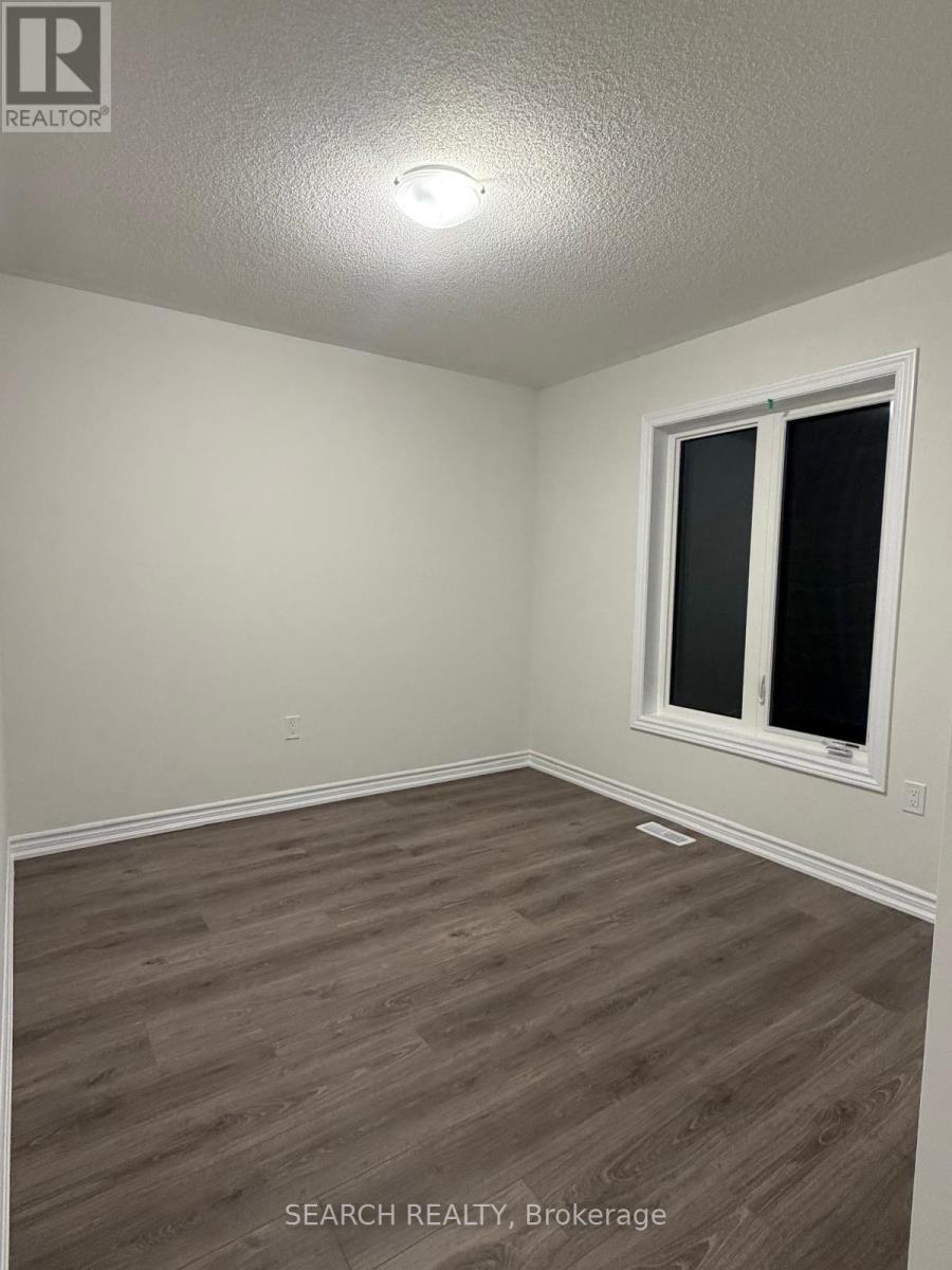 293 Lindsay Street N, Kawartha Lakes, Ontario  K9V 0T4 - Photo 9 - X12560030