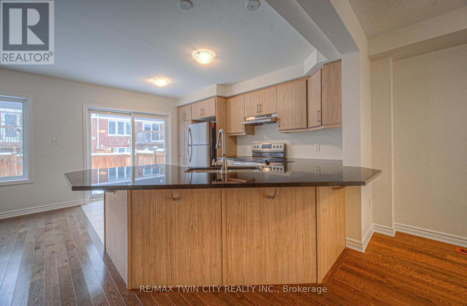 32 - 19 Ridge Road, Cambridge, Ontario  N3E 0C7 - Photo 21 - X12614958