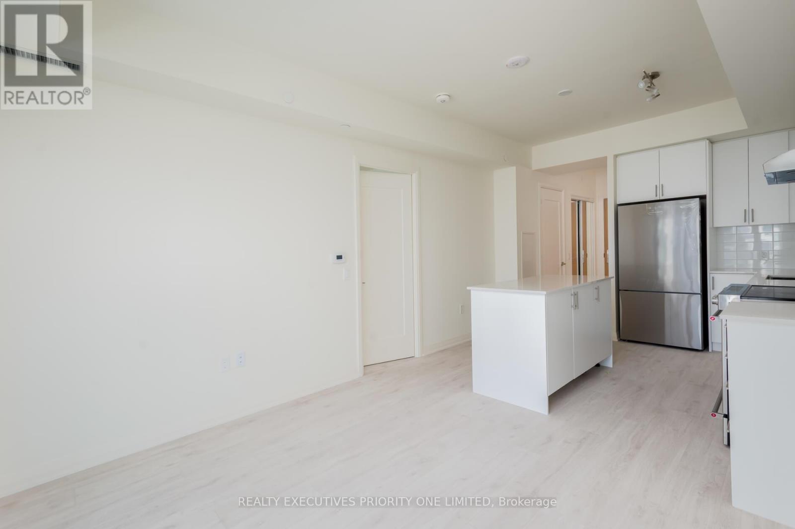 2018 - 8960 Jane Street, Vaughan (Concord), Ontario  L4K 0N9 - Photo 11 - N12633816