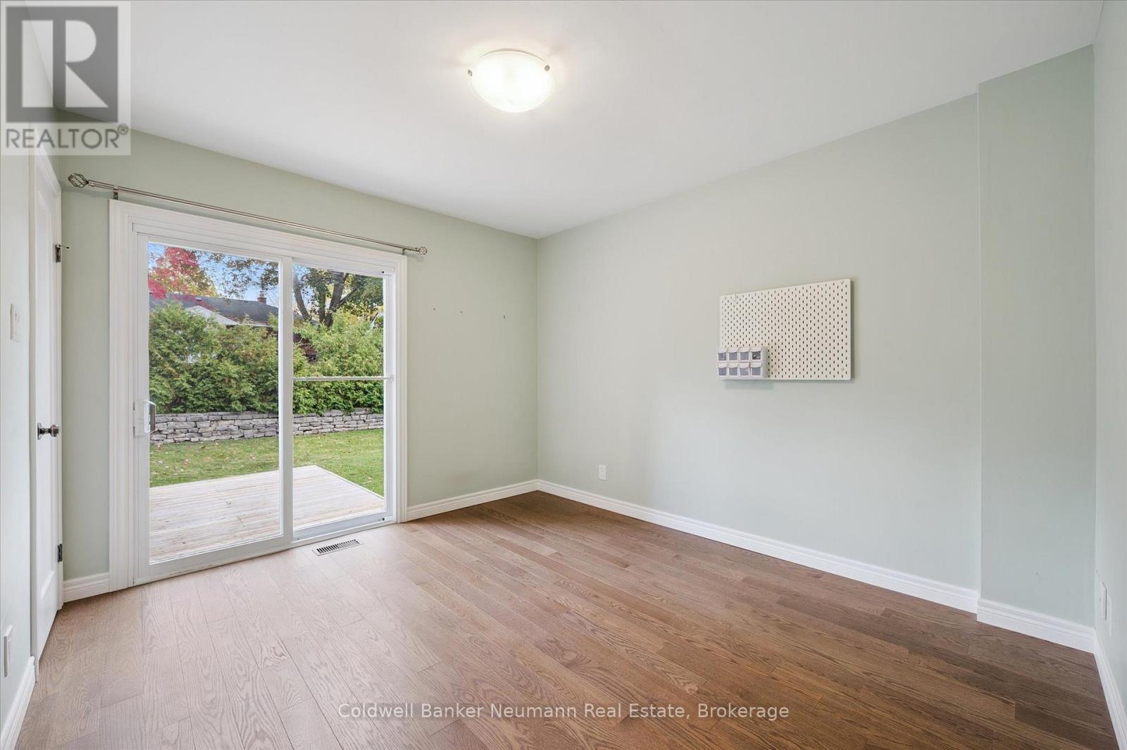 23 Collingwood Street, Guelph, Ontario  N1E 3R2 - Photo 32 - X12491248