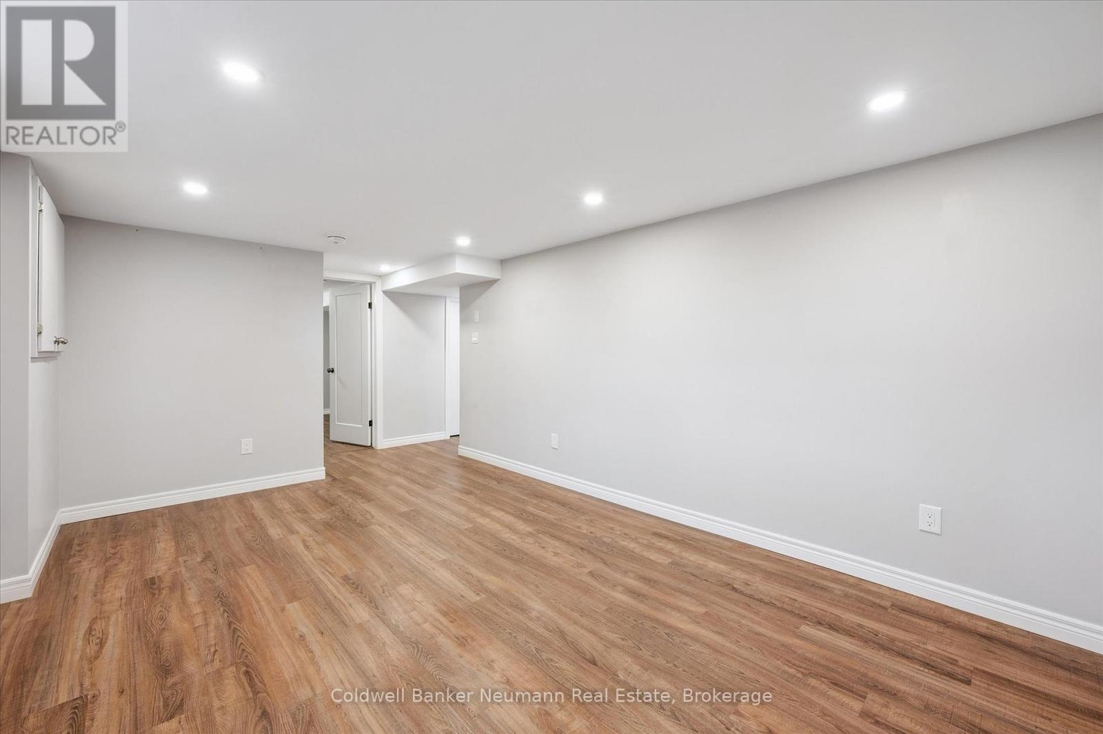 23 Collingwood Street, Guelph, Ontario  N1E 3R2 - Photo 38 - X12491248