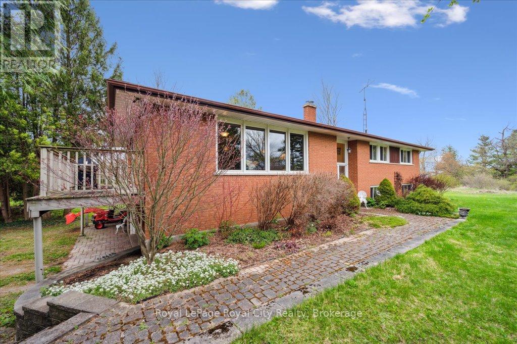 4540 20 Side Road N, Puslinch, Ontario  N1H 6J3 - Photo 3 - X12180122