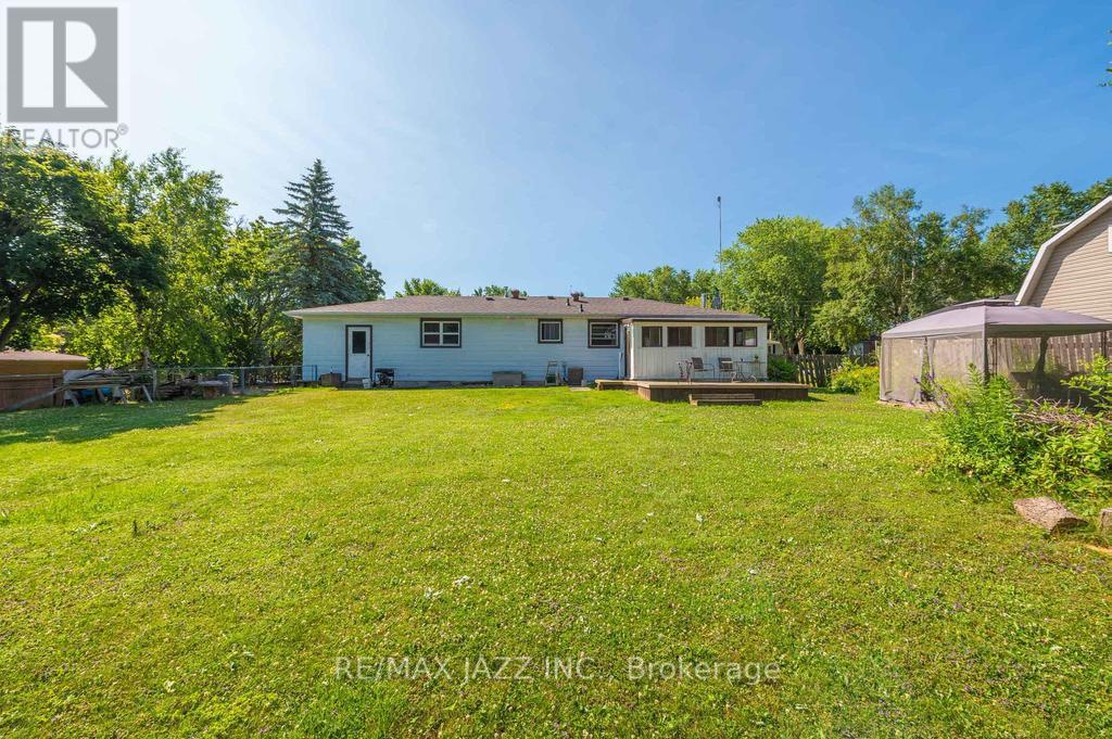22 Sunrise Drive, Scugog, Ontario  L0B 1B0 - Photo 23 - E12290964