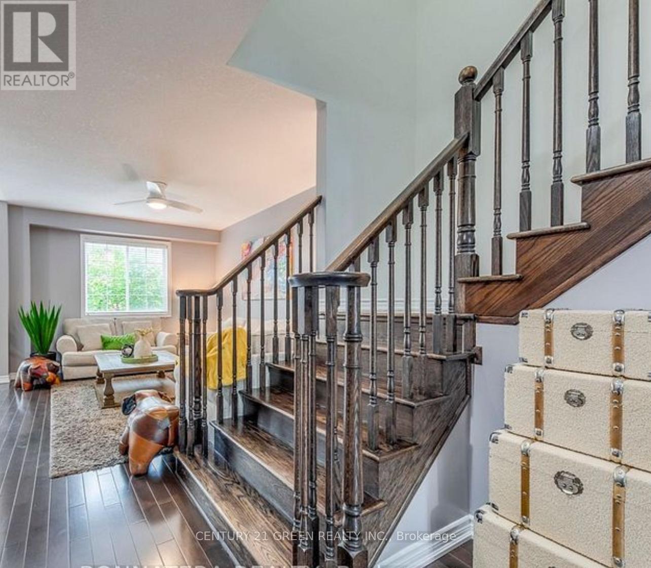 654 Murray Meadows Place, Milton (Cl Clarke), Ontario  L9T 8L9 - Photo 5 - W12633772