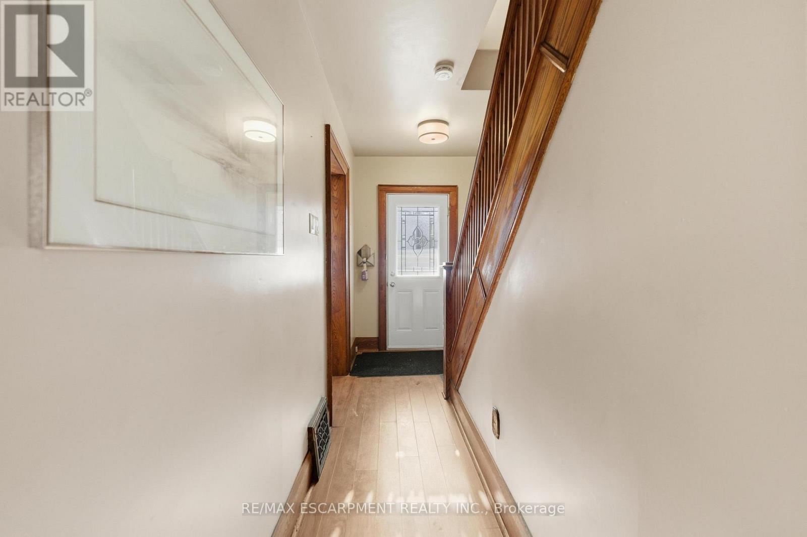 24 Mahoney Avenue, Toronto, Ontario  M6M 2H4 - Photo 13 - W12633788
