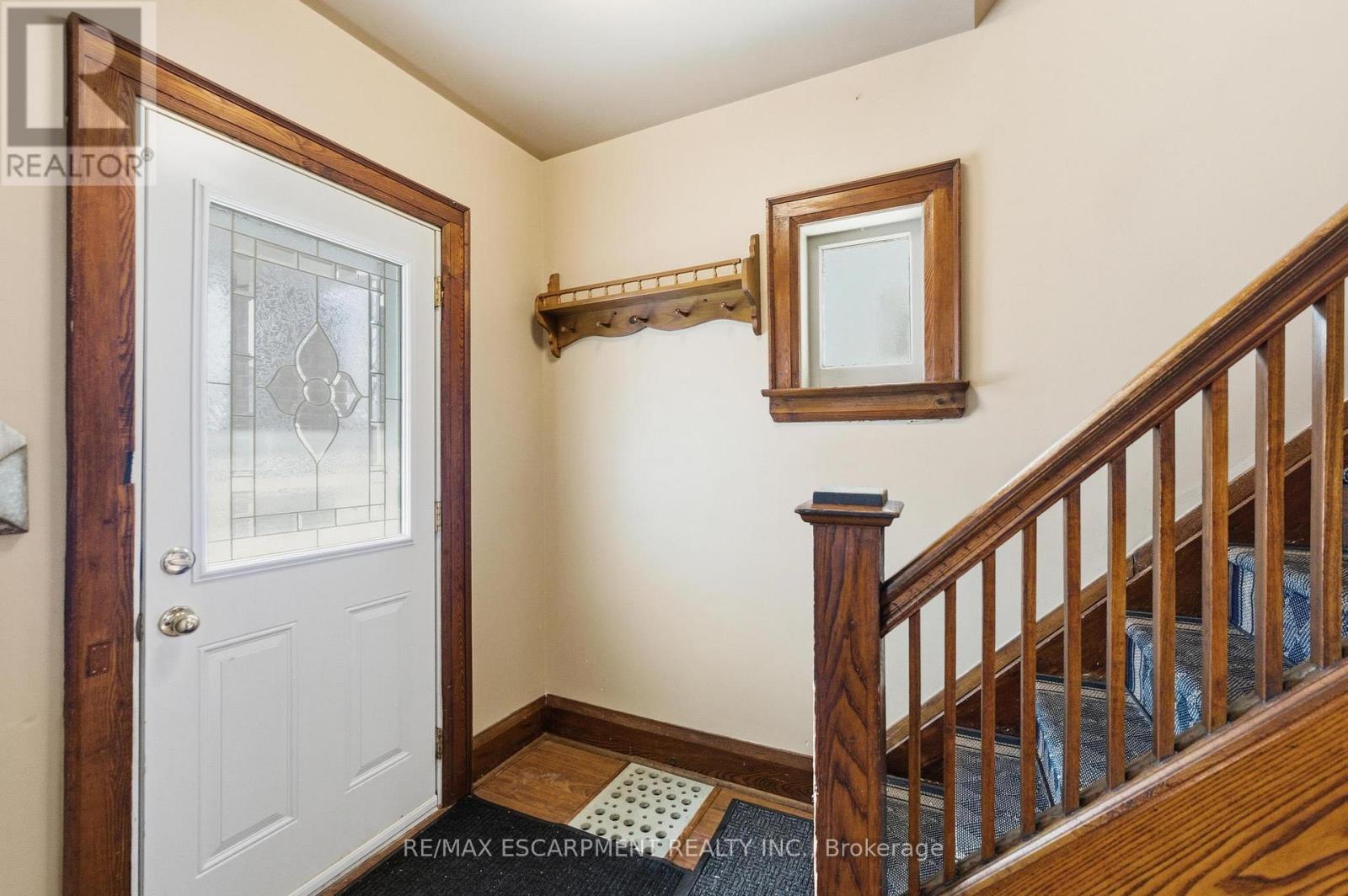 24 Mahoney Avenue, Toronto, Ontario  M6M 2H4 - Photo 2 - W12633788