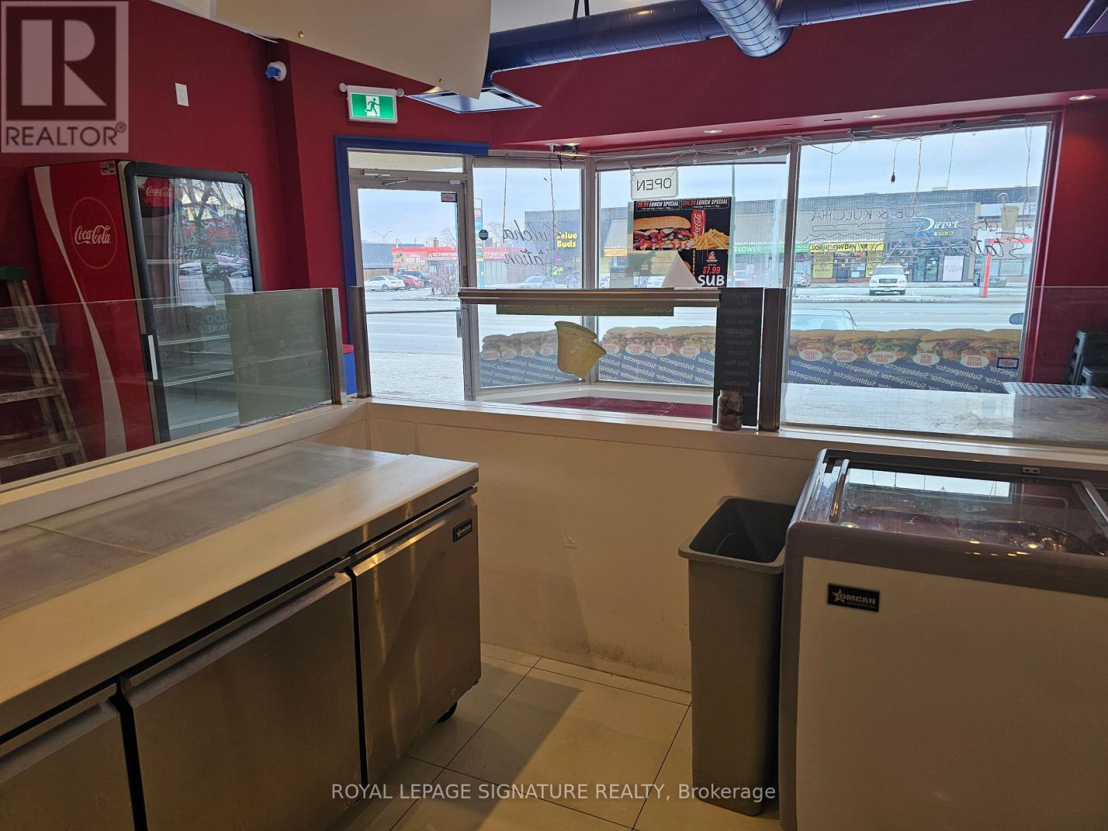 244 Queen Street E, Brampton (Queen Street Corridor), Ontario  L6V 1B8 - Photo 10 - W12633802