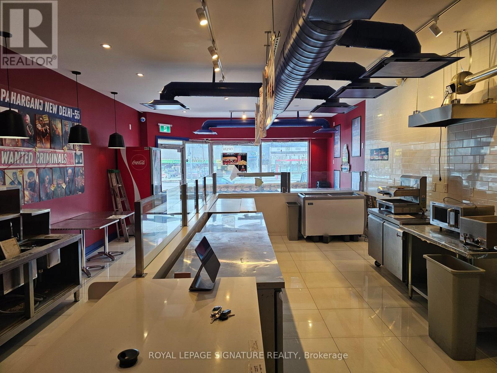 244 Queen Street E, Brampton (Queen Street Corridor), Ontario  L6V 1B8 - Photo 12 - W12633802