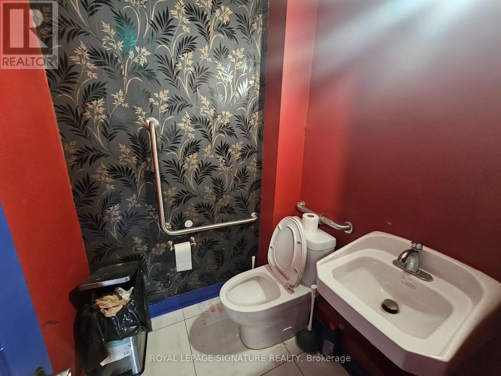 244 Queen Street E, Brampton (Queen Street Corridor), Ontario  L6V 1B8 - Photo 13 - W12633802