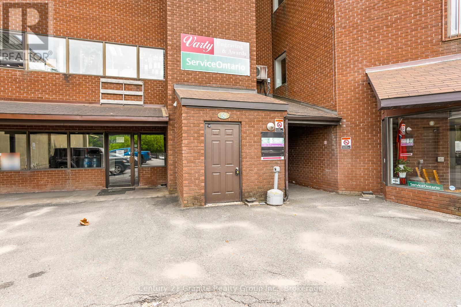 1&2 - 50 York Street, Dysart Et Al (Dysart), Ontario  K0M 1S0 - Photo 15 - X12633972