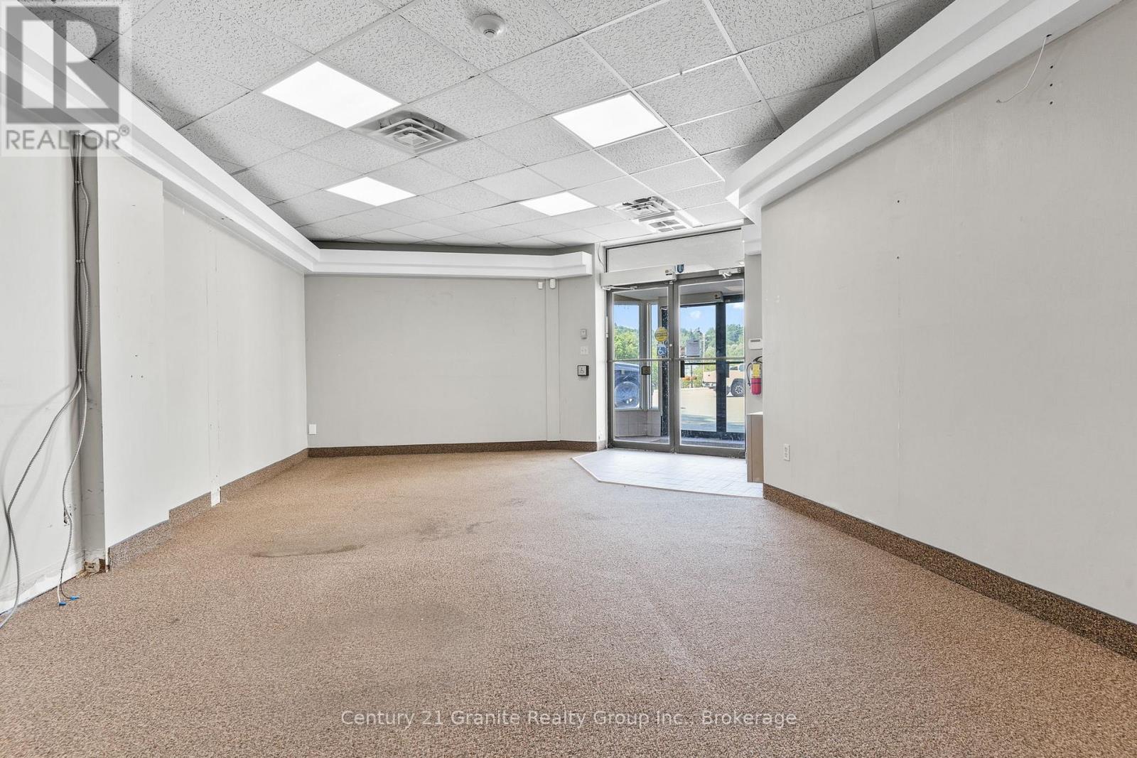 1&2 - 50 York Street, Dysart Et Al (Dysart), Ontario  K0M 1S0 - Photo 9 - X12633972