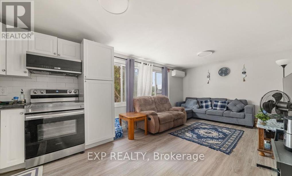 UNIT B - 89 COLLEGE STREET E, belleville (belleville ward), Ontario