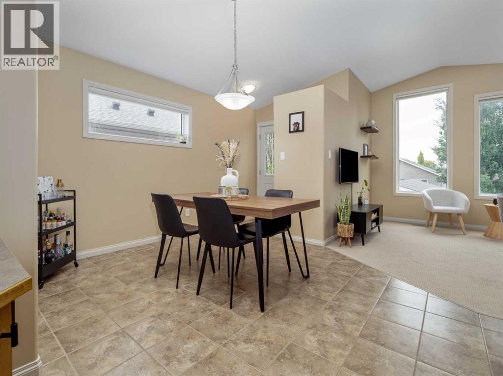 488 Silkstone Crescent W, Lethbridge, Alberta T1J 4C1 - Photo 11 - A2252844