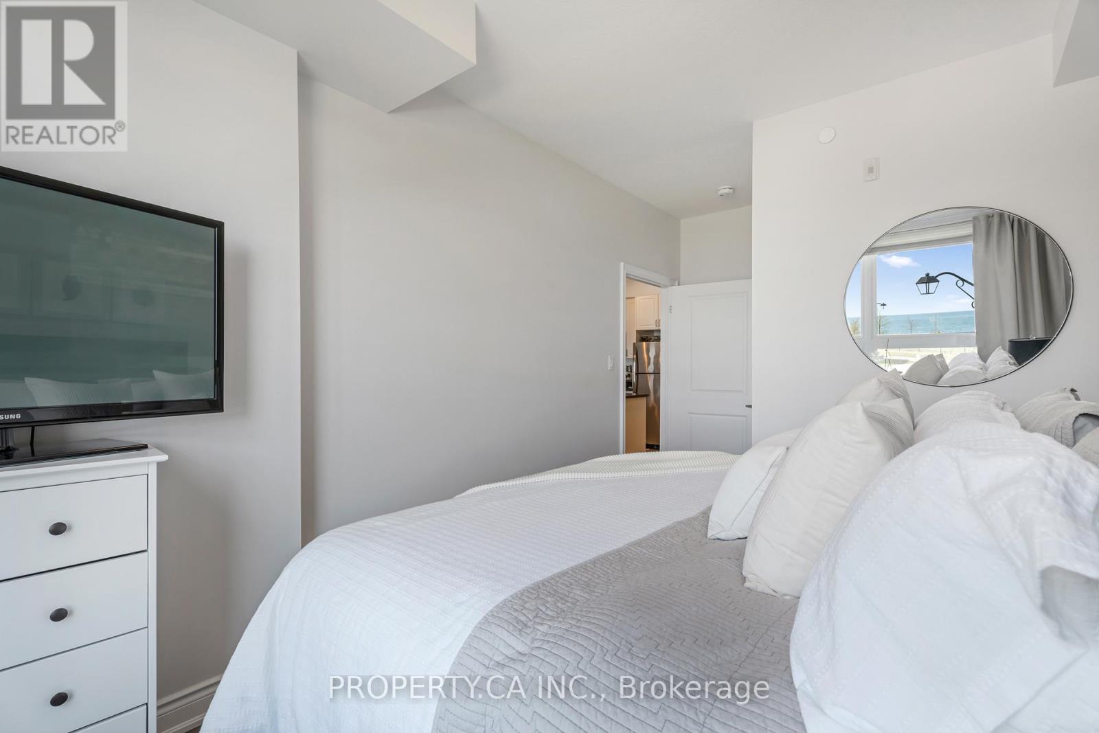 239 - 101 Shoreview Place, Hamilton, Ontario  L8E 0K2 - Photo 13 - X12633754