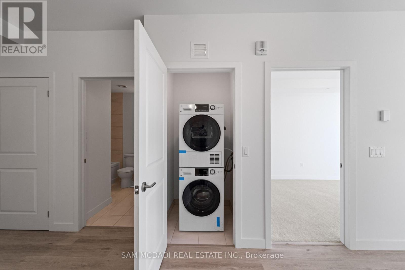 505 - 461 Green Road, Hamilton, Ontario  L8E 5B4 - Photo 15 - X12633770