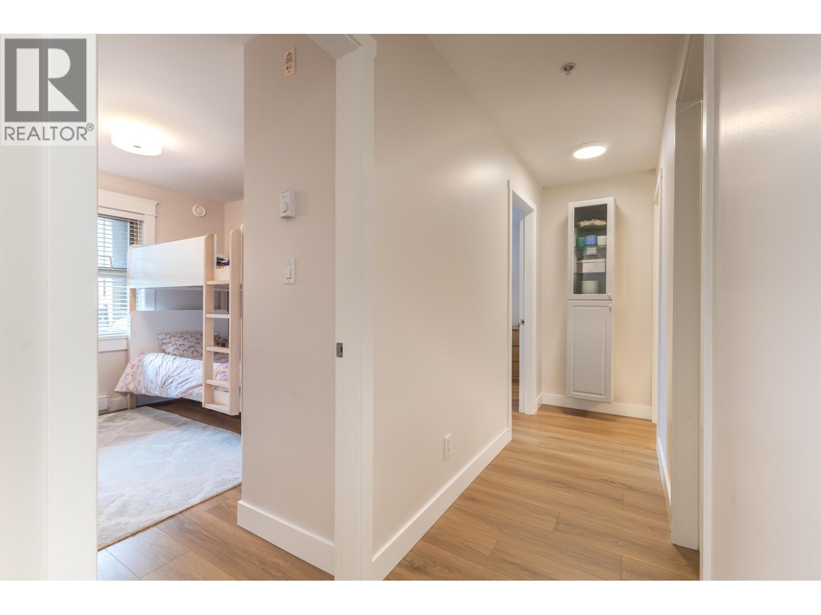 210 808 Sangster Place, New Westminster, British Columbia V3L 5W3 - Photo 19 - R3070229