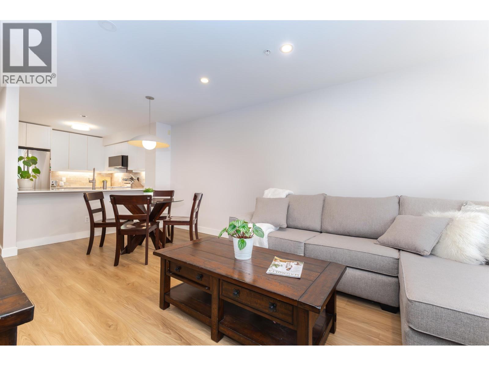 210 808 Sangster Place, New Westminster, British Columbia V3L 5W3 - Photo 16 - R3070229