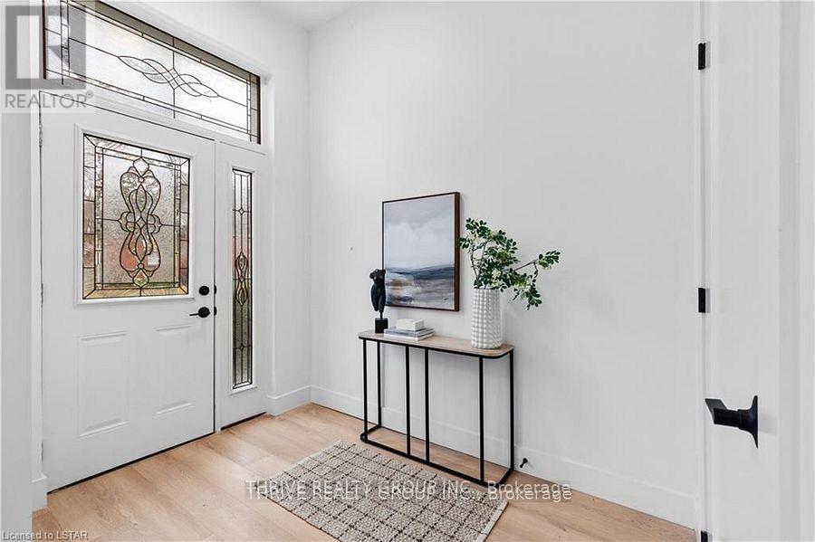 888 Queens Avenue, London East, Ontario  N5W 3H8 - Photo 4 - X12633880