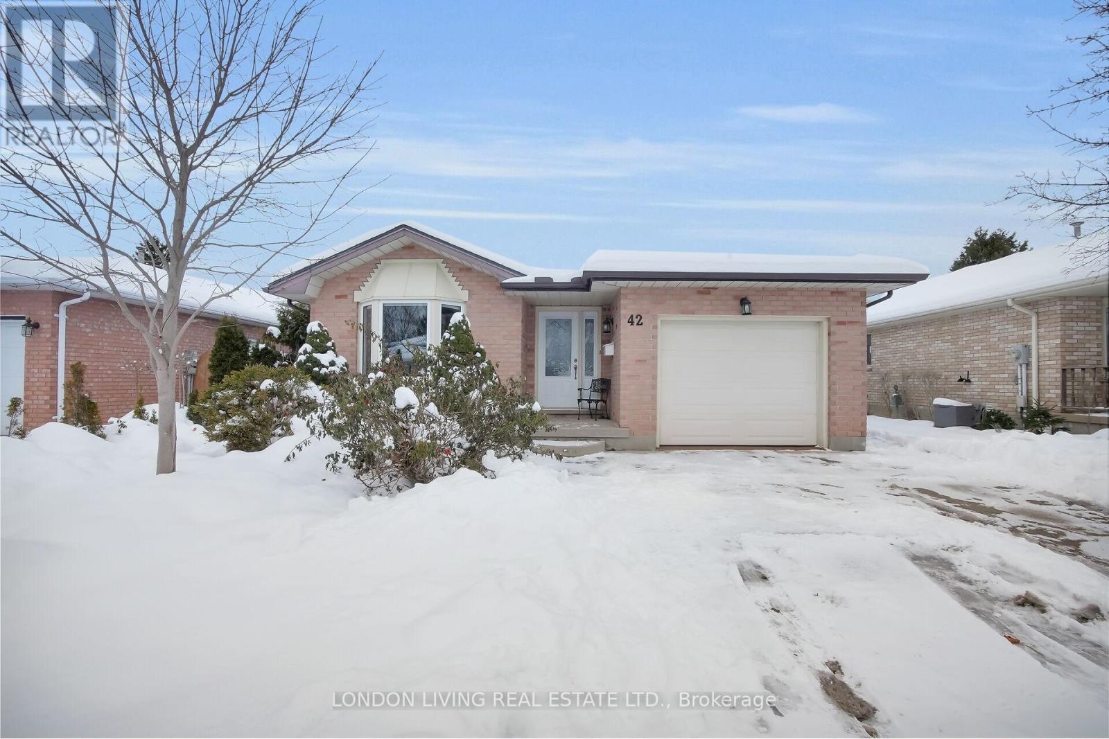 42 BOURBON LANE, london east (east i), Ontario