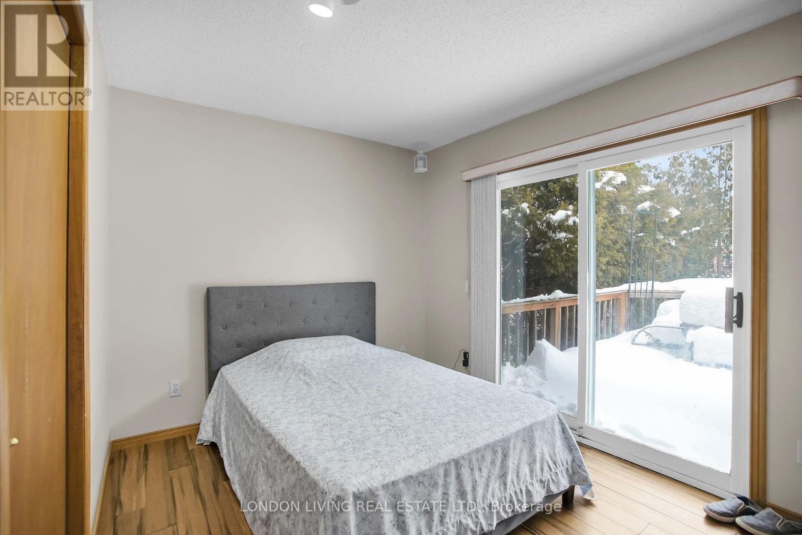 42 Bourbon Lane, London East, Ontario  N5V 4B2 - Photo 11 - X12633932