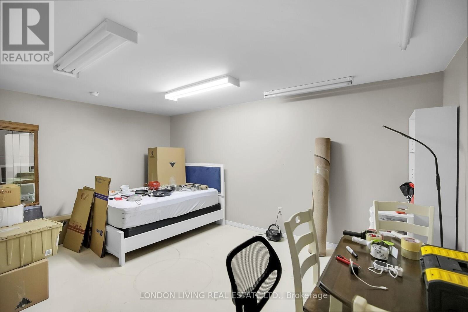 42 Bourbon Lane, London East, Ontario  N5V 4B2 - Photo 16 - X12633932