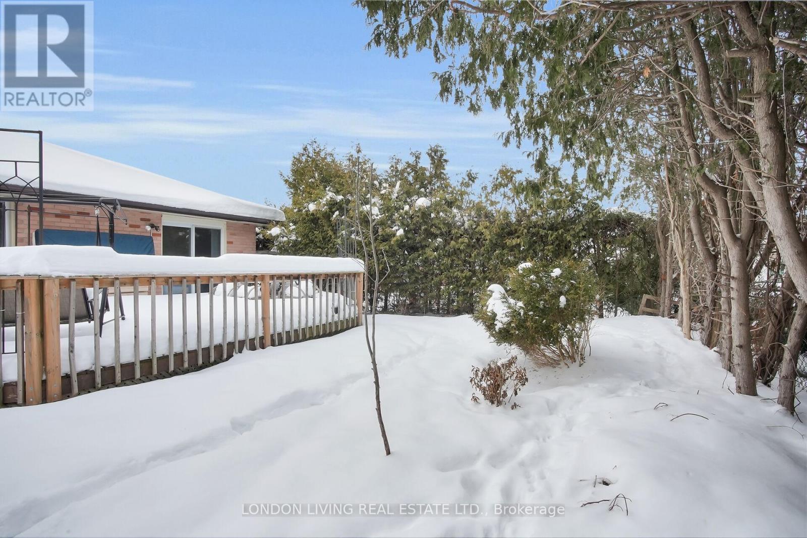 42 Bourbon Lane, London East, Ontario  N5V 4B2 - Photo 26 - X12633932