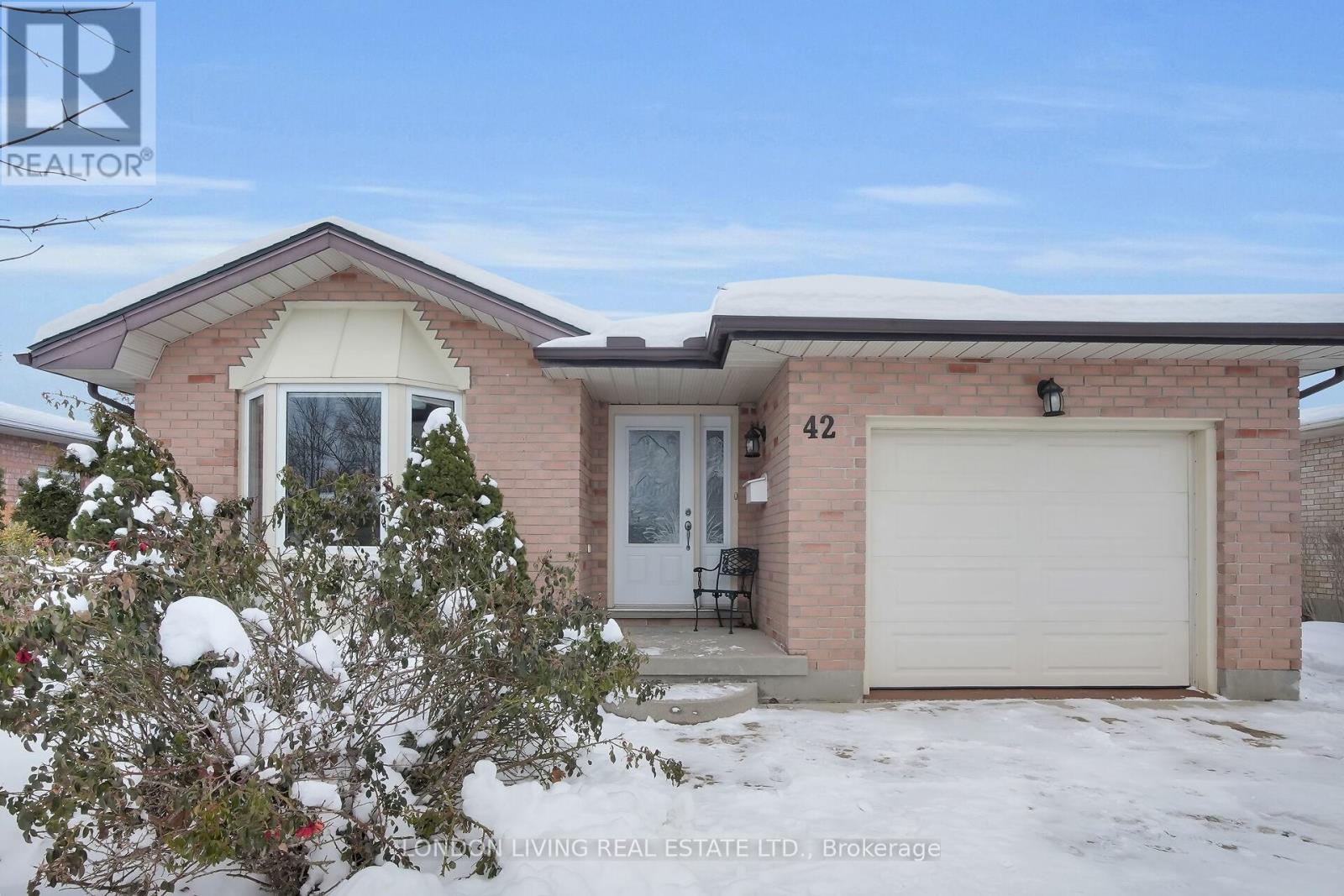 42 Bourbon Lane, London East, Ontario  N5V 4B2 - Photo 30 - X12633932