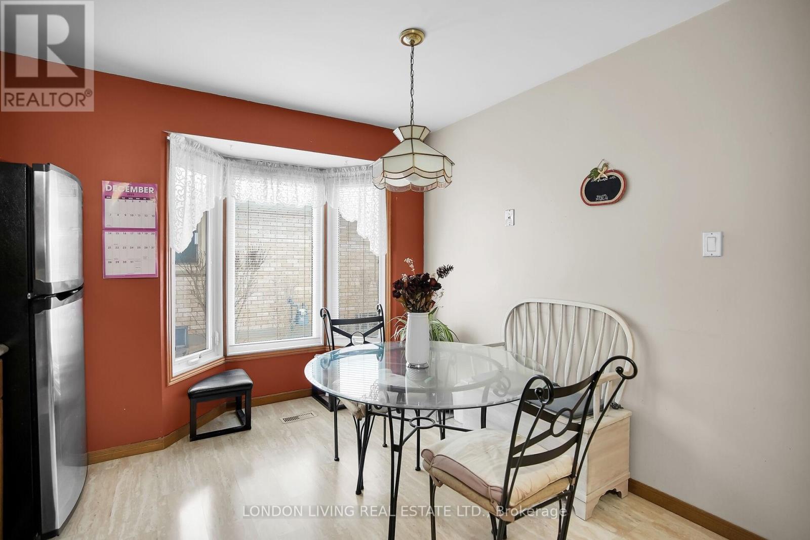 42 Bourbon Lane, London East, Ontario  N5V 4B2 - Photo 6 - X12633932